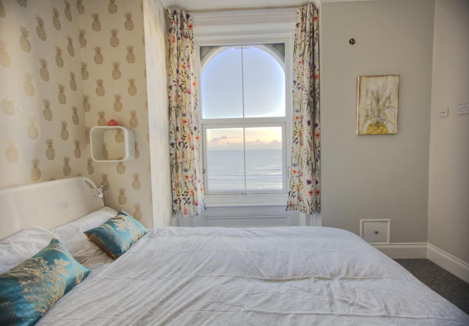Seashell - Hastings Apartment ภายนอก รูปภาพ